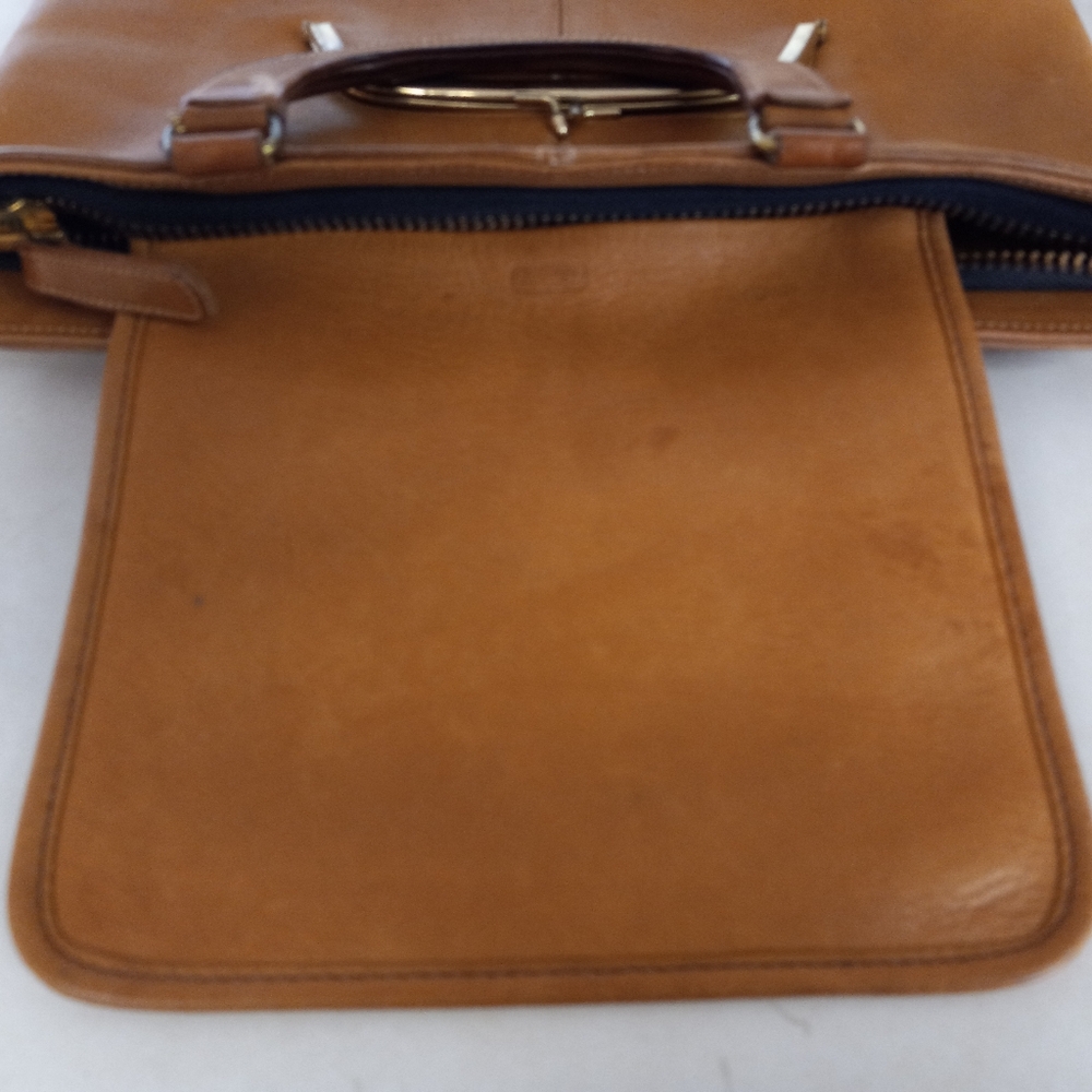 Coach 1973-75 New York, Cashin Carry Slim Tote by Bonnie Cashin - Picture 4 of 16